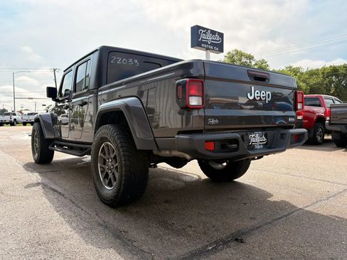 Used 2023 Jeep Gladiator Overland AWD/4WD image 5