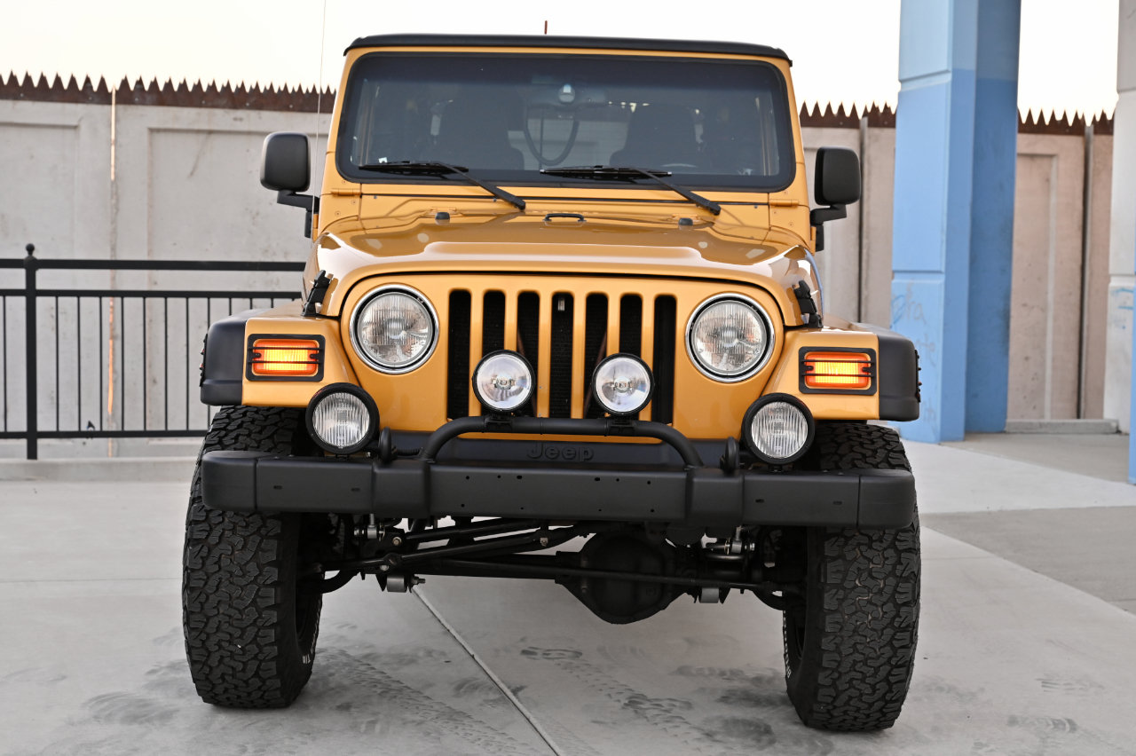 Used 2003 Jeep Wrangler Rubicon AWD/4WD image 10