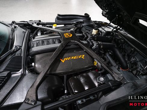 Used 2016 Dodge Viper SRT-10 w/ TA 1.0 Package RWD image 31
