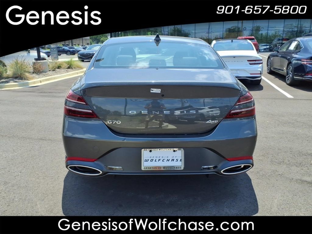 Used 2026 Genesis G70 2.5T AWD/4WD image 4