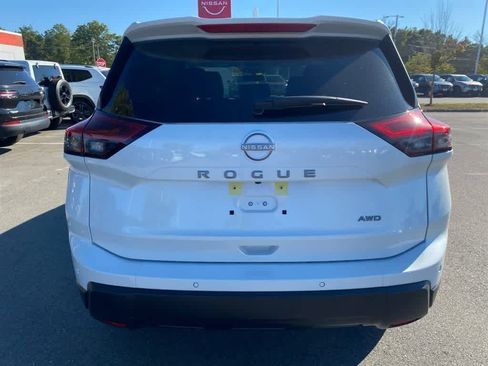 New 2026 Nissan Rogue SV image 5