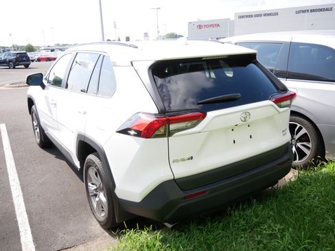 Used 2024 Toyota RAV4 XLE w/ Convenience Package AWD/4WD image 6