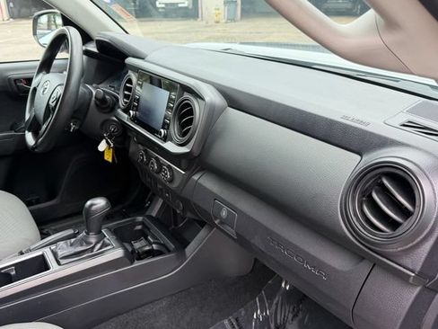 Used 2020 Toyota Tacoma SR RWD image 15