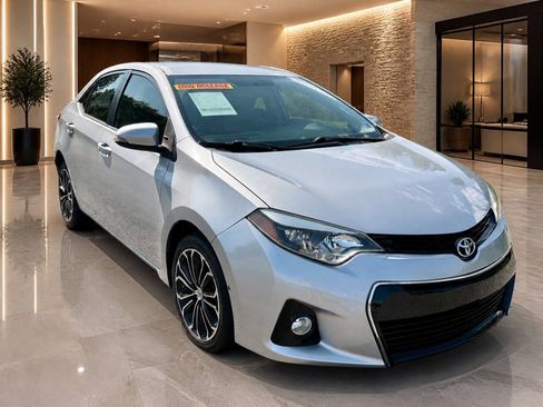 Used 2015 Toyota Corolla S FWD image 1