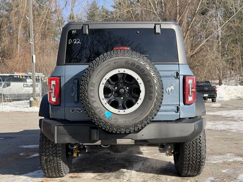 New 2025 Ford Bronco Outer Banks w/ Sasquatch Package image 11