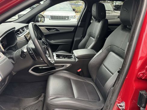 Used 2023 Jaguar F-PACE R-Dynamic S image 22