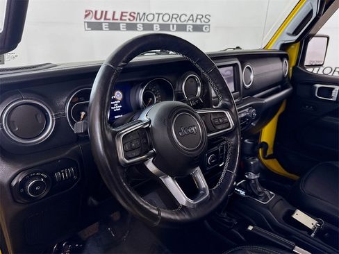 Used 2019 Jeep Wrangler Unlimited Sahara w/ Cold Weather Group image 9