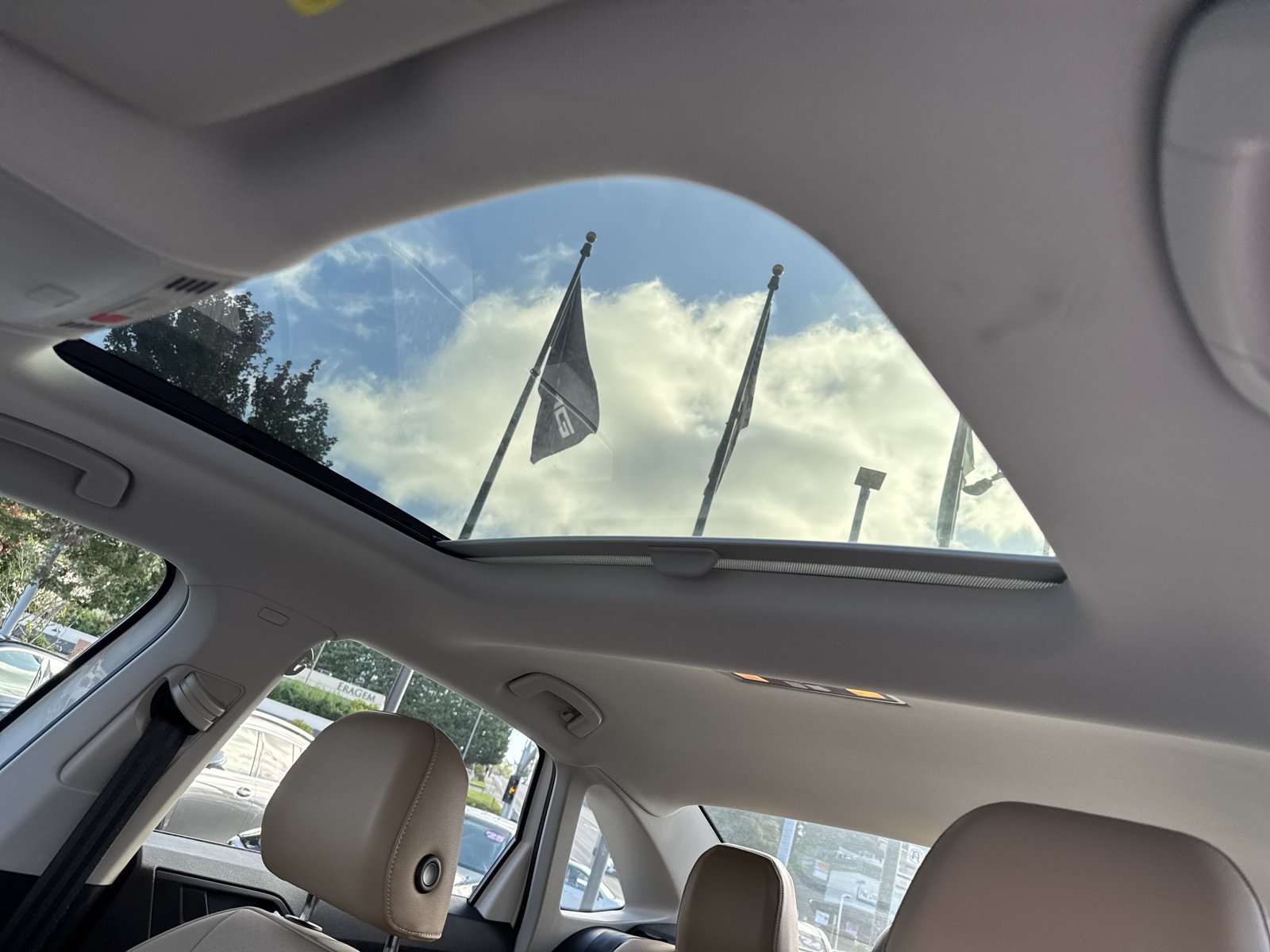 Used 2019 Volkswagen Jetta SEL FWD image 21