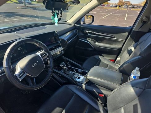 Used 2023 Kia Telluride S image 22