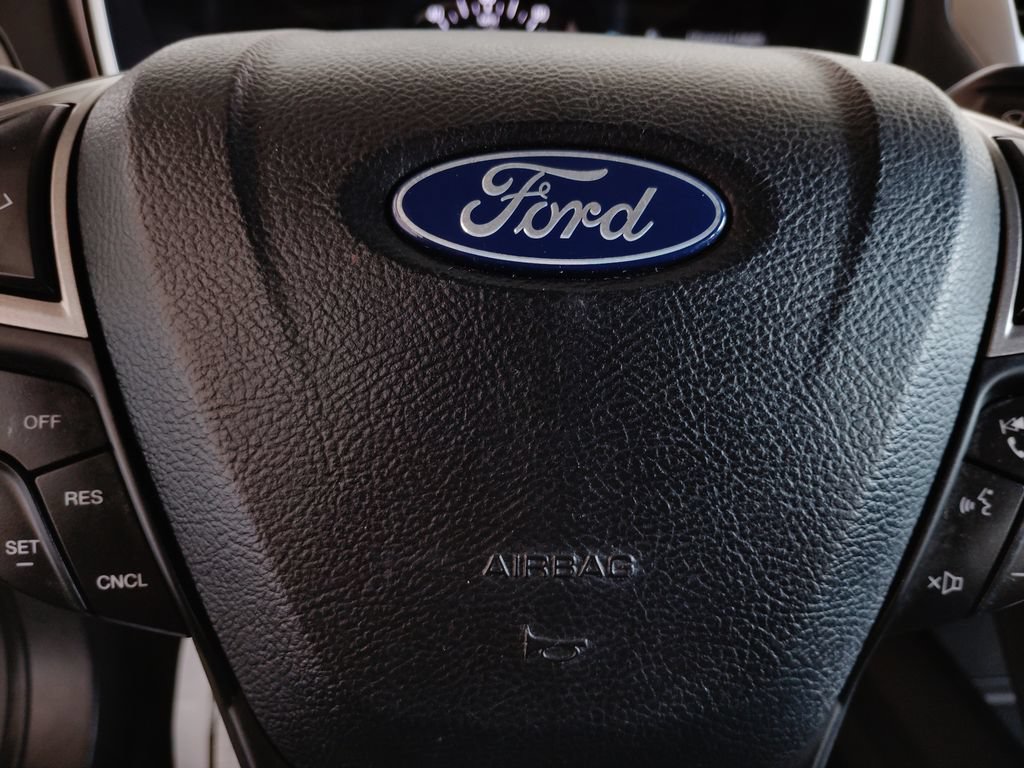 Used 2019 Ford Fusion SE FWD image 27