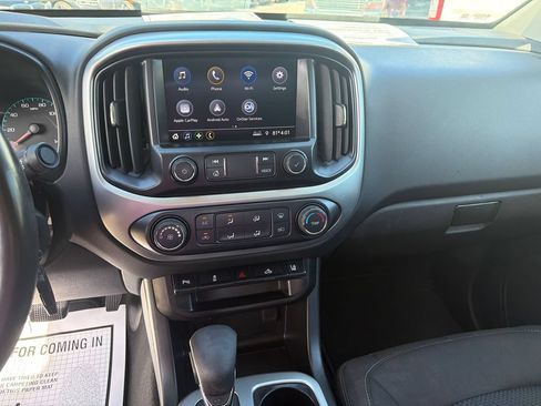 Used 2022 Chevrolet Colorado LT w/ Fleet Safety Package RWD image 13