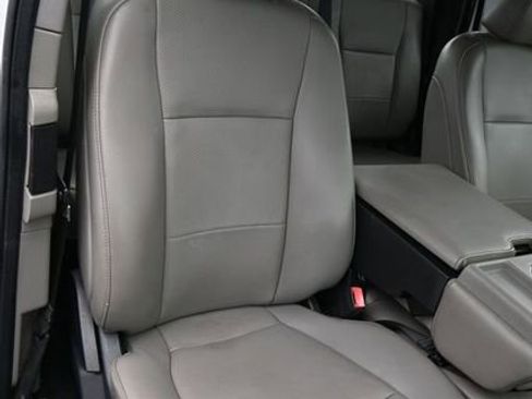 Used 2022 Ford F250 XL w/ Power Equipment Group image 14