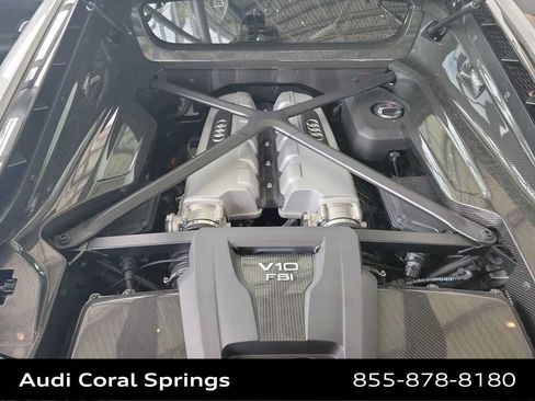 Used 2017 Audi R8 V10 plus AWD/4WD image 9