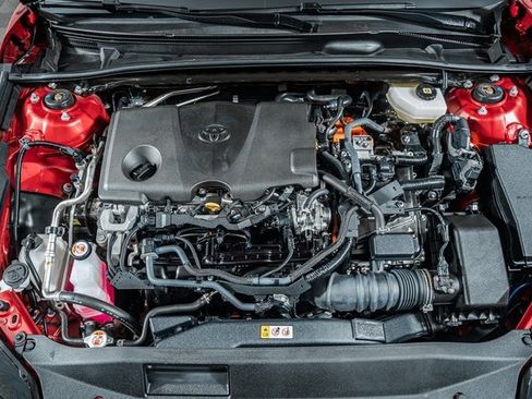 Certified 2025 Toyota Camry SE image 19