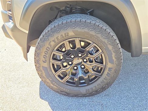 Certified 2024 Chevrolet Colorado Trail Boss image 6