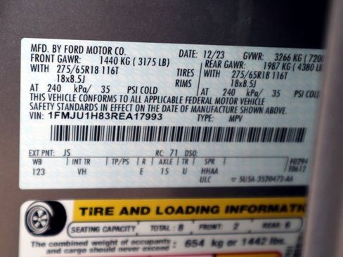 Used 2024 Ford Expedition XLT image 39