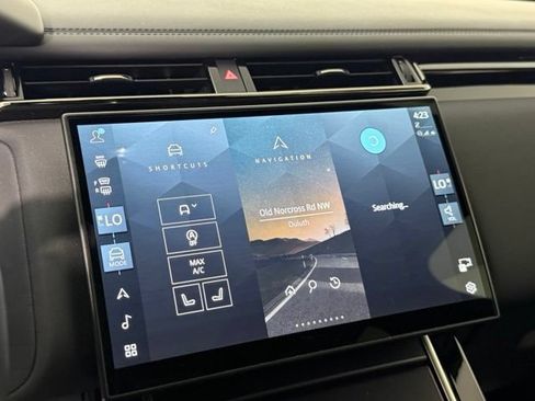 Certified 2026 Land Rover Range Rover Velar Dynamic SE AWD/4WD image 19
