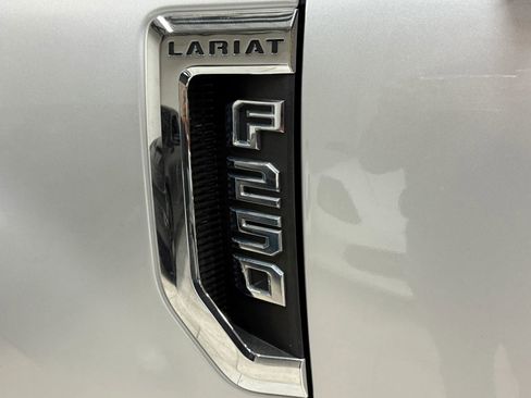 Used 2019 Ford F250 Lariat w/ Lariat Value Package image 37