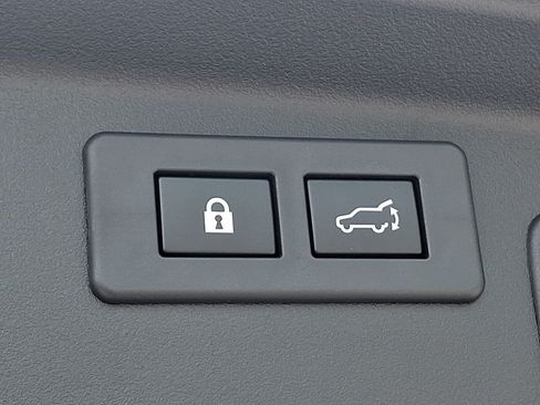 Certified 2026 Subaru Outback Premium AWD/4WD image 30