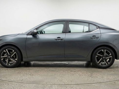 Used 2025 Nissan Sentra SV FWD image 4
