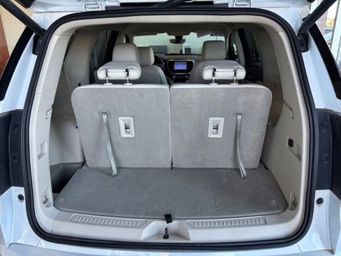 Used 2020 GMC Acadia Denali w/ Technology Package image 16