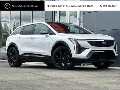 Used 2025 Cadillac Optiq Sport 1 w/ LPO, ONYX Package