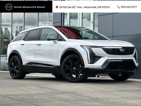 Used 2025 Cadillac Optiq Sport 1 w/ LPO, ONYX Package image 1