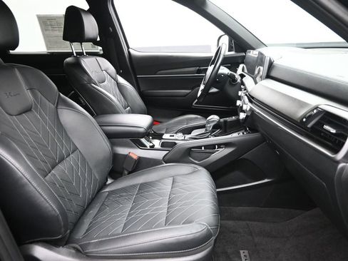 Used 2024 Kia Telluride EX X-Line AWD/4WD image 9