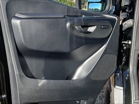 New 2025 Mercedes-Benz Sprinter 2500 image 13