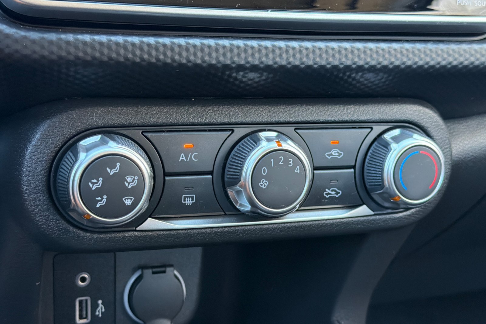 Certified 2025 Nissan Kicks Play S FWD image 25