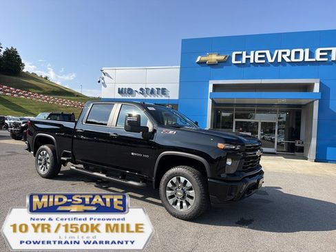 New 2026 Chevrolet Silverado 2500 Custom w/ Custom Convenience Package AWD/4WD image 1