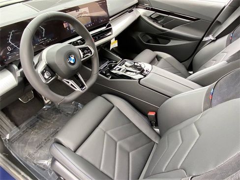 New 2025 BMW 530i w/ M Sport Package image 18