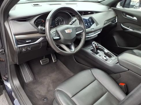 Used 2023 Cadillac XT4 Sport AWD/4WD image 3