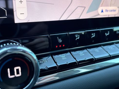 New 2026 GMC Canyon Elevation w/ Convenience Package image 9