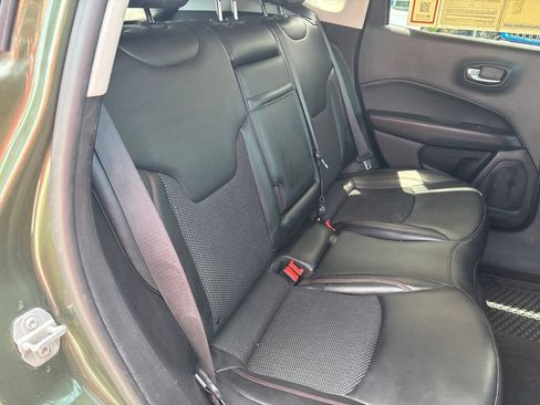 Used 2019 Jeep Compass Trailhawk AWD/4WD image 46