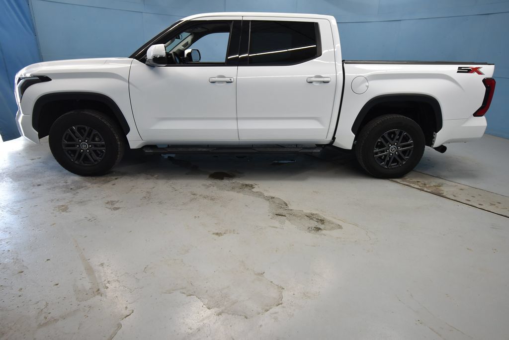 Used 2023 Toyota Tundra SR5 w/ SR5 Convenience Package AWD/4WD image 31