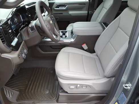 New 2026 Chevrolet Silverado 2500 LTZ w/ LTZ Convenience Package image 5