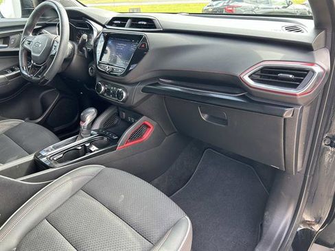 Used 2023 Chevrolet TrailBlazer RS w/ Convenience Package image 22