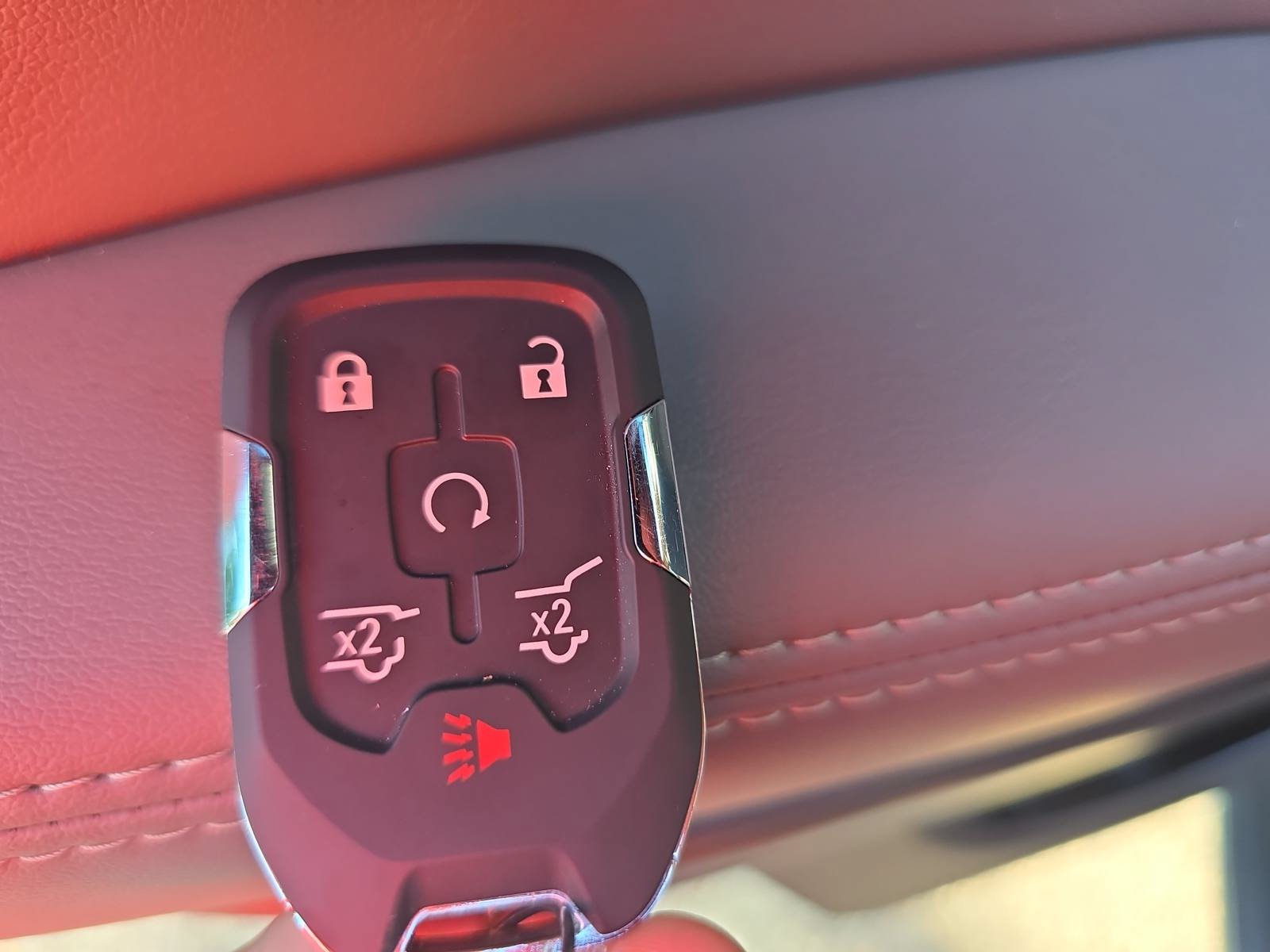 Used 2018 GMC Yukon Denali w/ Open Road Package AWD/4WD image 14