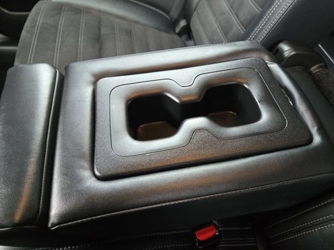 Used 2022 Mitsubishi Outlander SE image 29