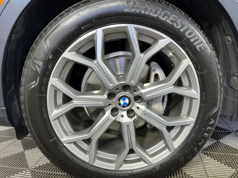 Used 2021 BMW X7 xDrive40i w/ Premium Package image 19