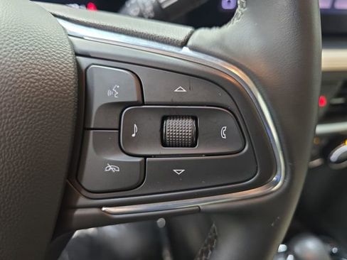Used 2024 Buick Encore GX Sport Touring image 19