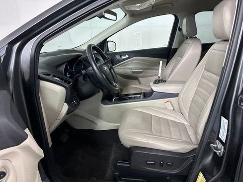 Used 2018 Ford Escape Titanium image 11