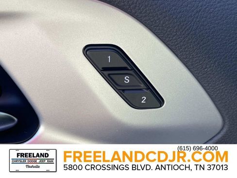 New 2026 Chrysler Pacifica Limited w/ S Appearance Package image 24