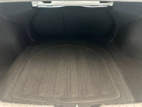 Used 2025 Hyundai Elantra SEL FWD image 16