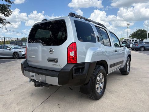 Used 2011 Nissan Xterra PRO-4X AWD/4WD image 5