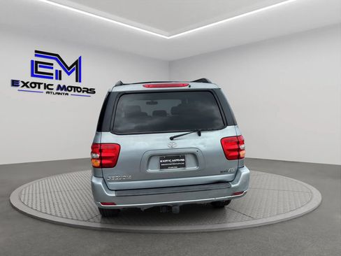 Used 2004 Toyota Sequoia Limited RWD image 3