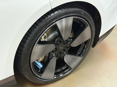 Used 2023 Lucid Air Touring AWD/4WD image 36