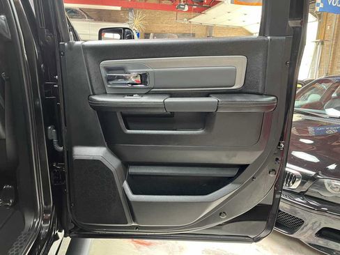 Used 2018 RAM 2500 Power Wagon w/ Leather & Luxury Group AWD/4WD image 29
