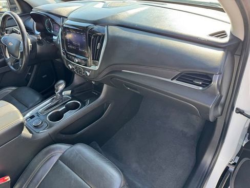 Used 2021 Chevrolet Traverse Premier w/ Redline Edition image 7